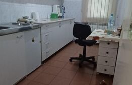 Spatiu comercial, 68 mp, zona Lipovei 