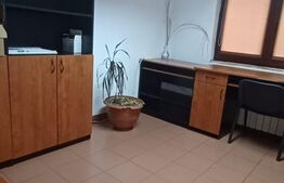 Spatiu comercial, 68 mp, zona Lipovei 