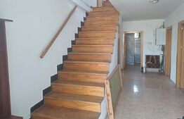 Vila individuala, 9 camere, teren 700mp in Turda!