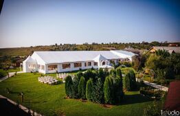 Proprietate HORECA cu sala de evenimente moderna, intr-o oaza de liniste 