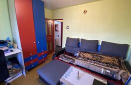 Apartament 4 camere, 78 mp utili, 2 balcoane, 2 garaje, zona Centrala