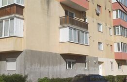 Apartament 3 camere de vanzare in Turda, strada Macilor 