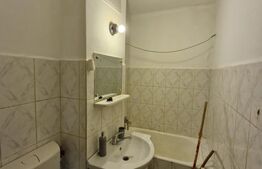 Apartament 2 camere semidecomandat, etaj intermediar 