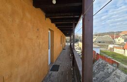 Doua case de vanzare, cu 9 camere, 320 mp, Turda