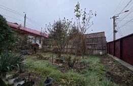 Casă renovabilă de vanzare, cu 2 camere, 39 mp,  zona centrală, Turda