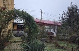 Casă renovabilă de vanzare, cu 2 camere, 39 mp,  zona centrală, Turda