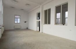 Hala/spatiu comercial, cu 3 incaperi, 185 mp, zona Tineretului