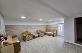 Casă cu 5 camere și teren de 461 mp, zona Poiana 