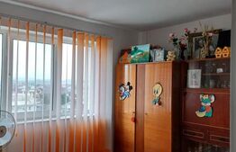 Apartament 3 camere, 63 mp, zona Micro III