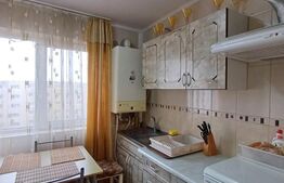 Apartament 3 camere, 63 mp, zona Micro III