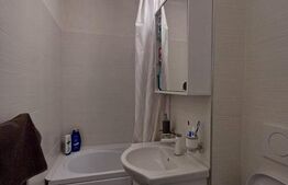 Apartament cu 3 camere, 47 mp, zona Micro 3