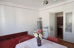 Casa de vanzare, cu 3 camere, 85 mp, 151 mp teren, zona centrala Turda