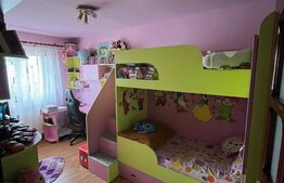 Apartament de vanzare, cu 3 camere semidecomandat, 57mp, zona Micro 3 