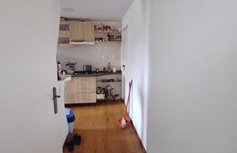 Casa cu spatiu comercial, in zona Poiana