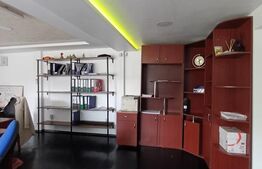 Casa cu spatiu comercial, in zona Poiana