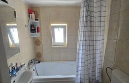 Casa cu 3 camere, 100 mp, zona centrala