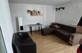 Casa cu 3 camere, 100 mp, zona centrala