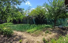 Casa renovabila de vanzare, cu 2 camere, 97 mp, zona Poiana