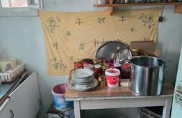 Casa cu 3 camere , 95 mp, zona Libertatii