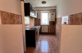 Apartament cu 4 camere, 60 mp, zona micro 3 