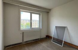 Apartament cu 4 camere, 60 mp, zona micro 3 