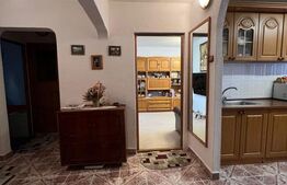 Apartament cu 3 camere, decomandat, zona Parcul Teilor 