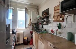 Apartament cu 3 camere, decomandat, zona micro 3 