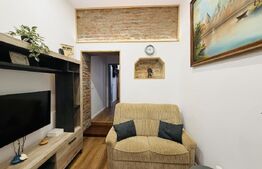 Apartament cu 3 camere, 47 mp, zona Centrala