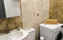 Apartament cu 3 camere, 47 mp, zona Centrala