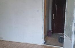 Garsoniera renovata, 30 mp, in zona Materna