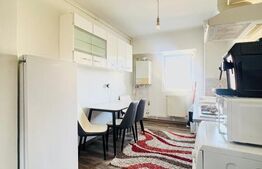 Apartament cu 3 camere, decomandat, 65 mp, zona Materna 