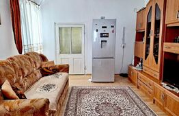 Apartament cu 2 camere, 90mp , cu curte, zona Turda Noua 