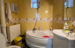 Apartament cu 2 camere, 90mp , cu curte, zona Turda Noua 