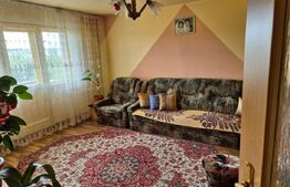 Apartament cu 4 camere, decomandat, 79 mp, etaj intermediar, zona Micro III