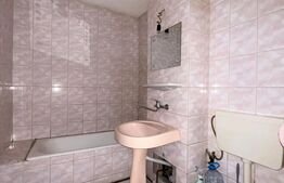 Apartament cu 2 camere, etaj 2, decomandat, zona Parcul Teilor 