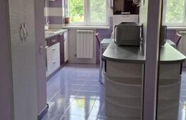 Apartament 3 camere, 57 mp, zona Micro 1