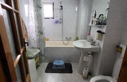 Apartament cu 3 camere, 73 mp, zona centrala