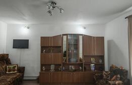 Casa 3 camere, 1079 mp teren, in zona Turda Noua