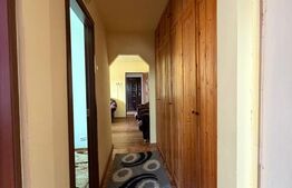 Apartament cu 3 camere, 55 mp, zona Micro III 