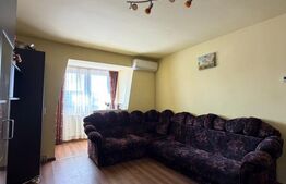 Apartament cu 3 camere, 55 mp, zona Micro III 
