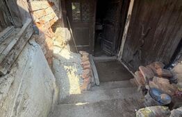 Casa 2 camere, de renovat/reconstruit, zona Centrala 