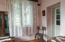 Casa de vazare, 175 mp, teren 6200 mp, exclusiviate, zona Centrala Turda