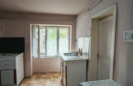 Casa de vazare, 175 mp, teren 6200 mp, exclusiviate, zona Centrala Turda