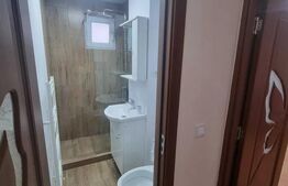 Apartament 3 camere de inchiriat zona micro 3  etaj 1