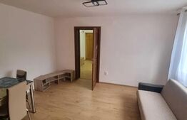 Apartament 3 camere de inchiriat zona micro 3  etaj 1