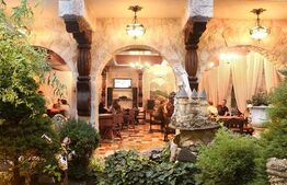 Boutique Hotel & Restaurant de vânzare, 2500 mp, zona Turda