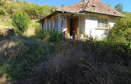 Teren intravilan, 2350 mp, casa demolabila, zona Turda
