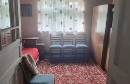 Casa cu doua corpuri