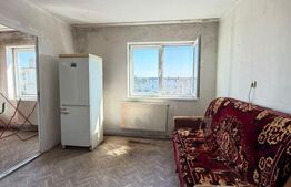 Apartament cu 3 camere, 38 mp, zona Micro III