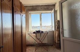 Apartament cu 3 camere, 38 mp, zona Micro III